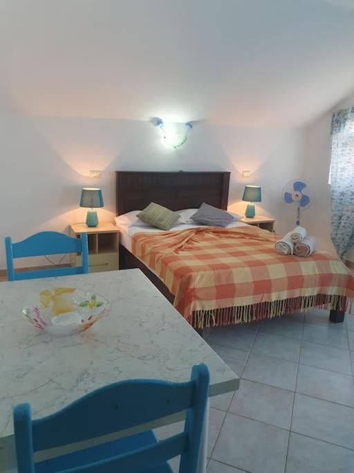 Tres Caravelas Studio Flats ซังตามาเรีย ภายนอก รูปภาพ