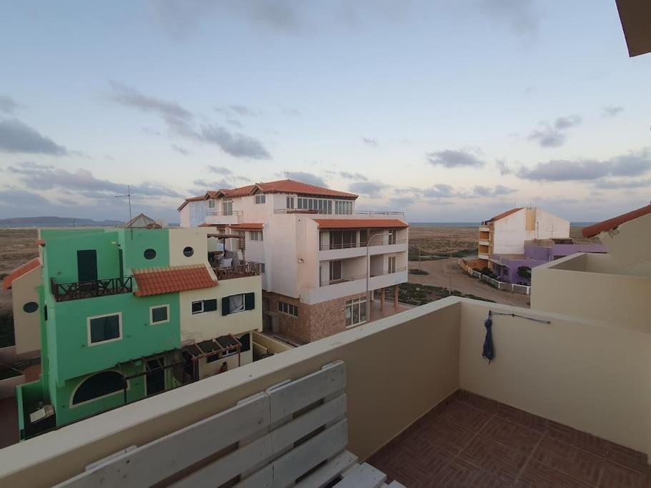 Tres Caravelas Studio Flats ซังตามาเรีย ภายนอก รูปภาพ