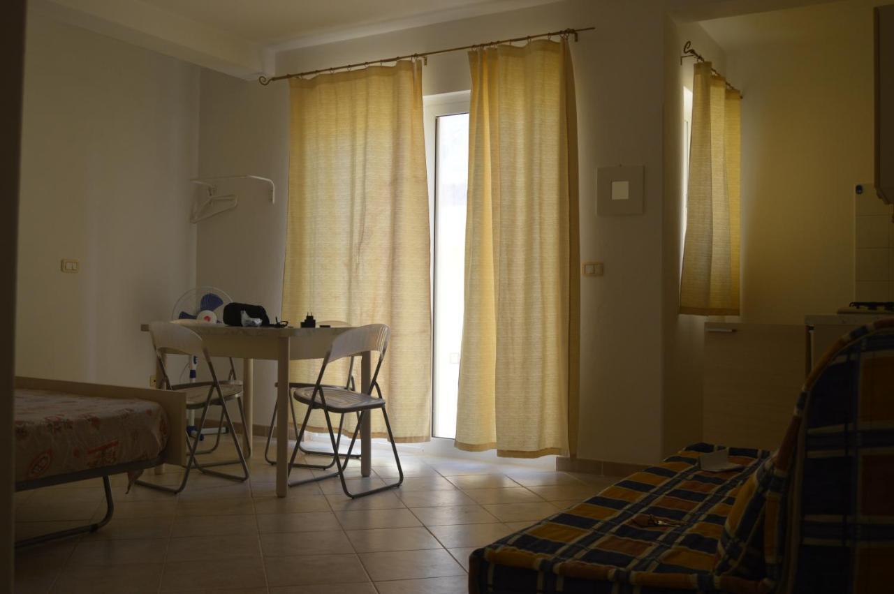 Tres Caravelas Studio Flats ซังตามาเรีย ภายนอก รูปภาพ