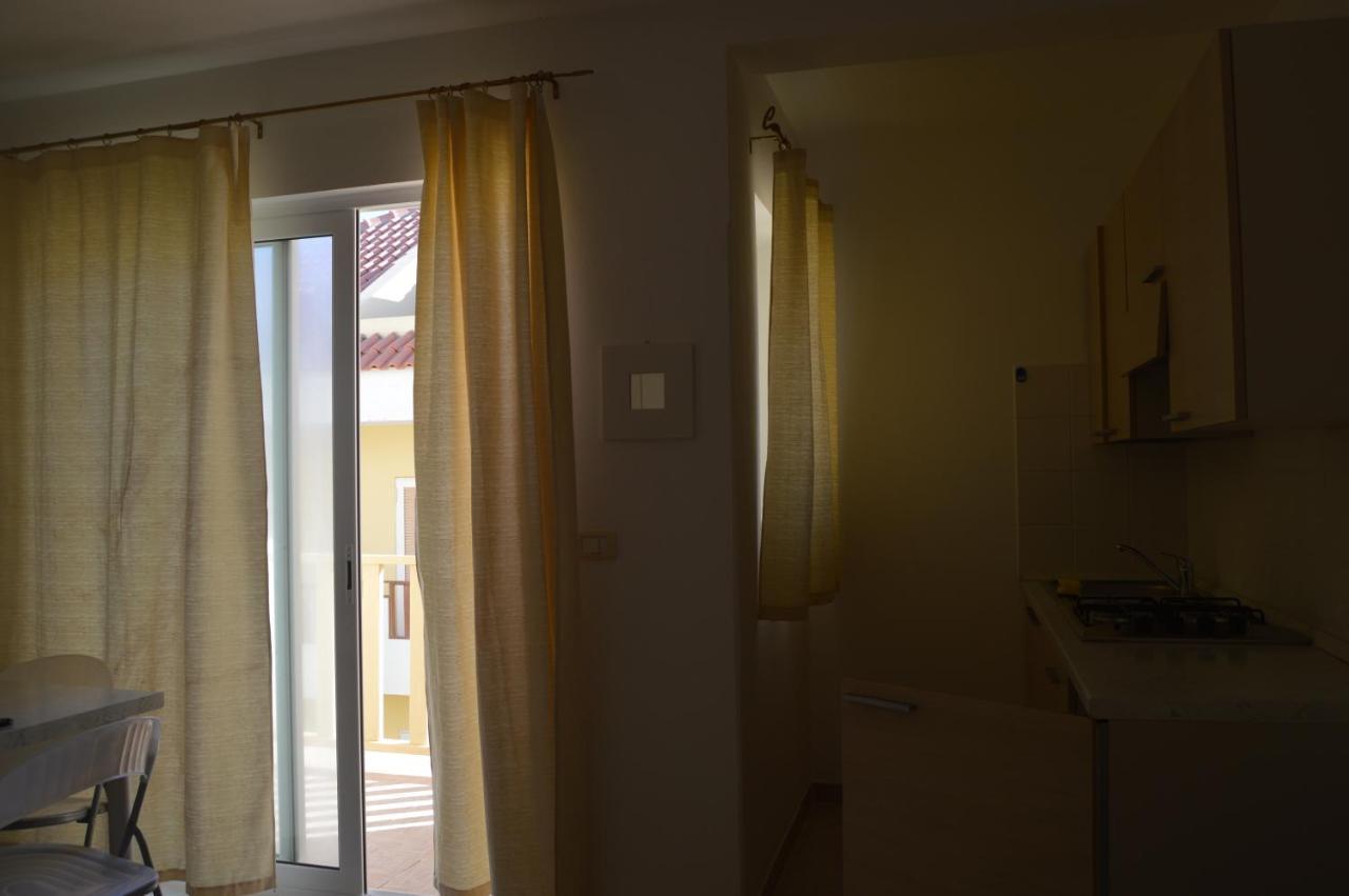 Tres Caravelas Studio Flats ซังตามาเรีย ภายนอก รูปภาพ