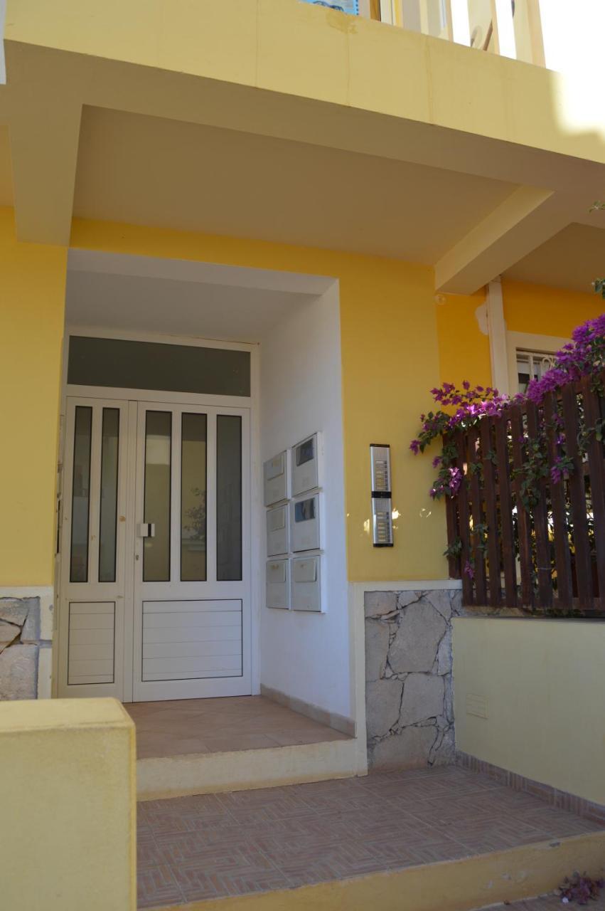 Tres Caravelas Studio Flats ซังตามาเรีย ภายนอก รูปภาพ
