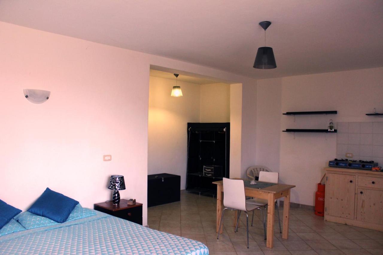 Tres Caravelas Studio Flats ซังตามาเรีย ภายนอก รูปภาพ